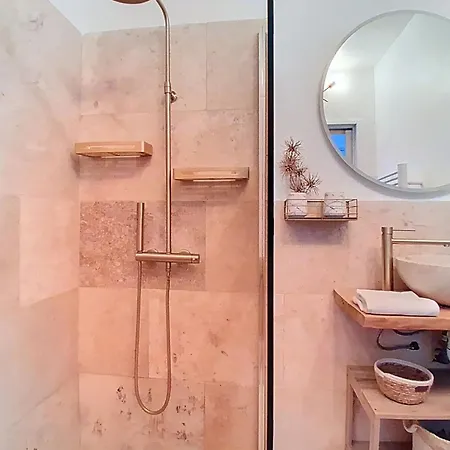 Apartman Epsom By Interhome